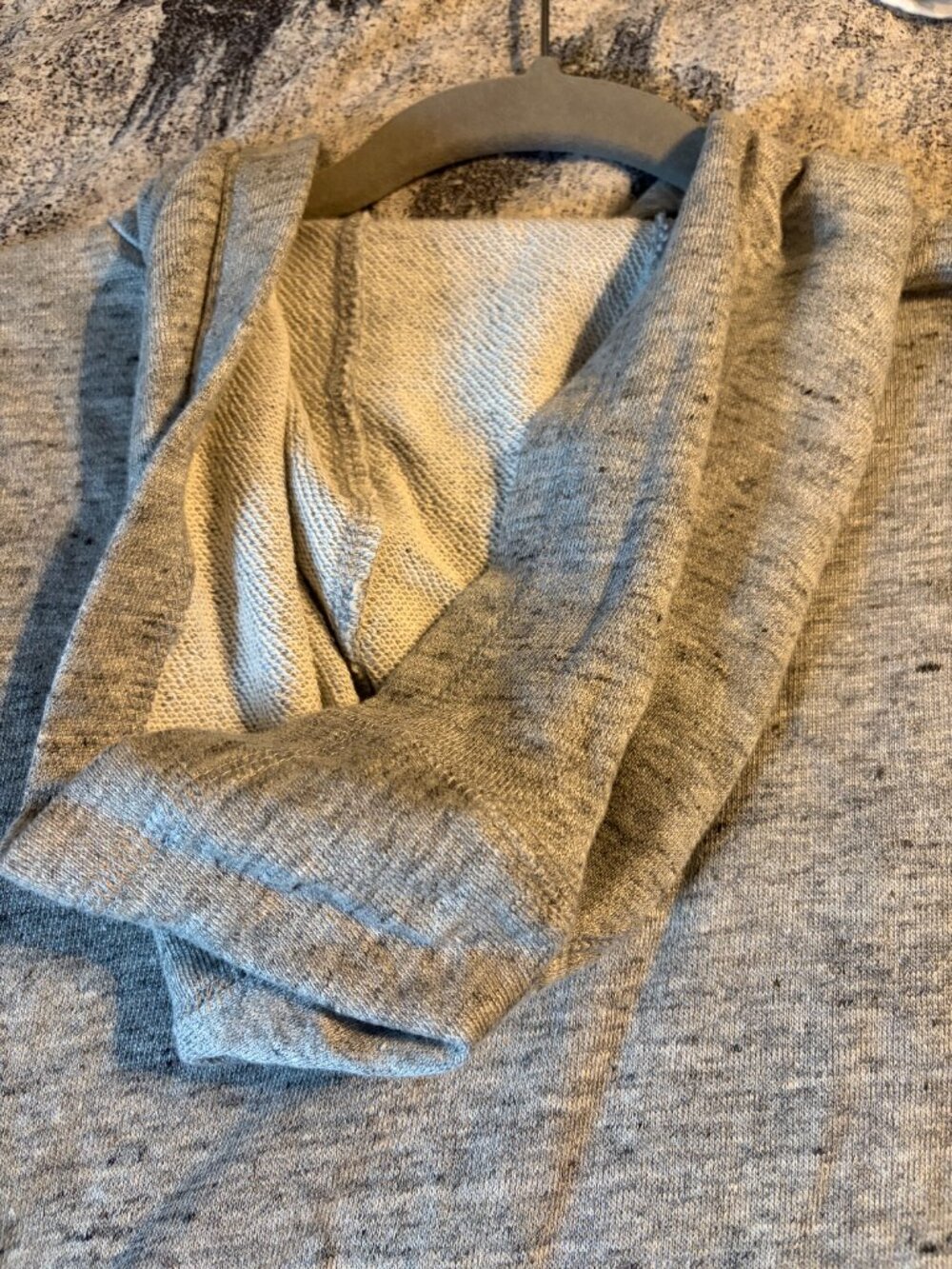 NWT Chaser Sleeveless Hoodie - Picture 2 of 6